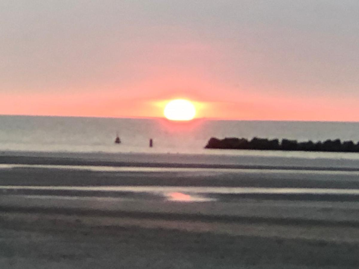 Appartement Sur La Plage De Malo Les Bains Vue Mer Dunkirk Exteriér fotografie